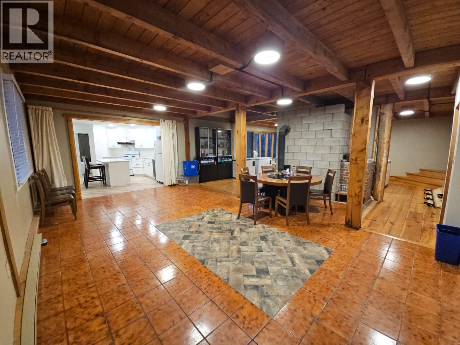 2601 Calliou Road, Chetwynd, British Columbia  V0C 1J0 - Photo 9 - 10386100
