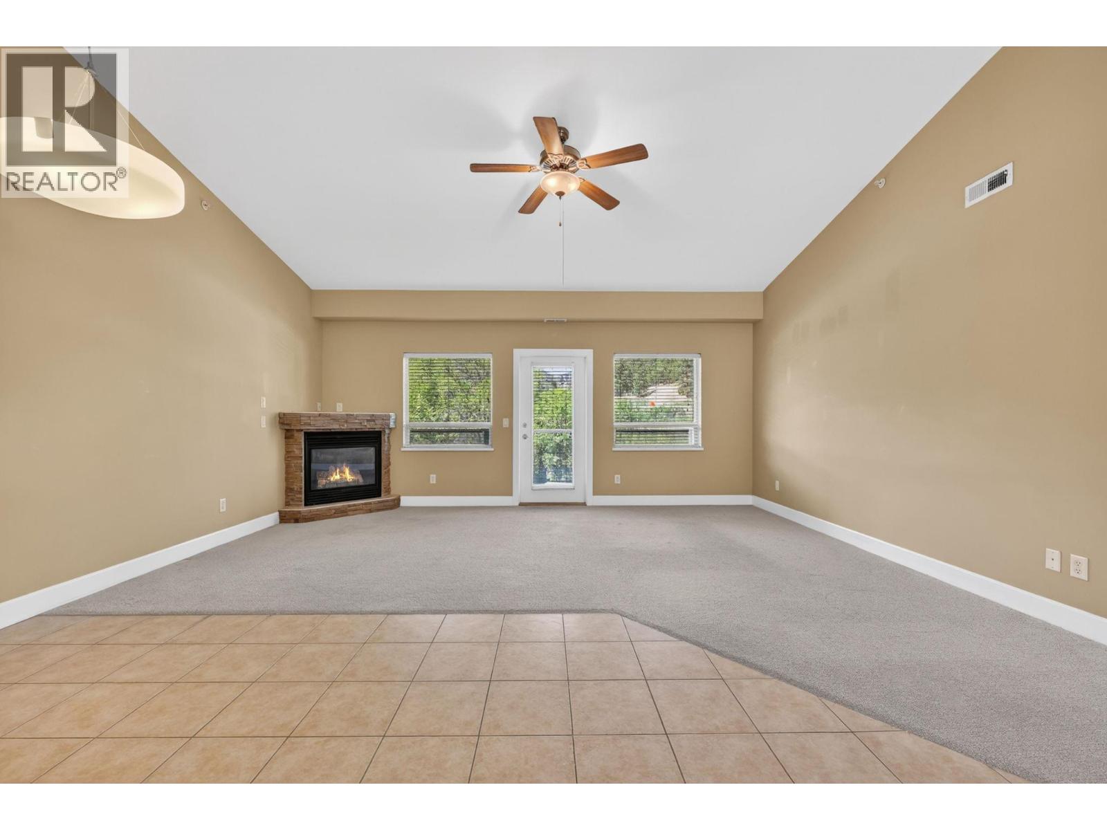 3996 Beach Avenue Unit# 337, Peachland, British Columbia  V0H 1X5 - Photo 6 - 10381007