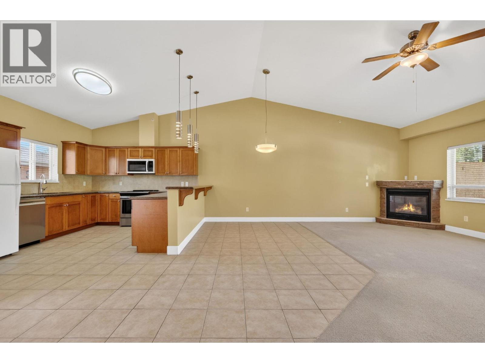 3996 Beach Avenue Unit# 337, Peachland, British Columbia  V0H 1X5 - Photo 8 - 10381007