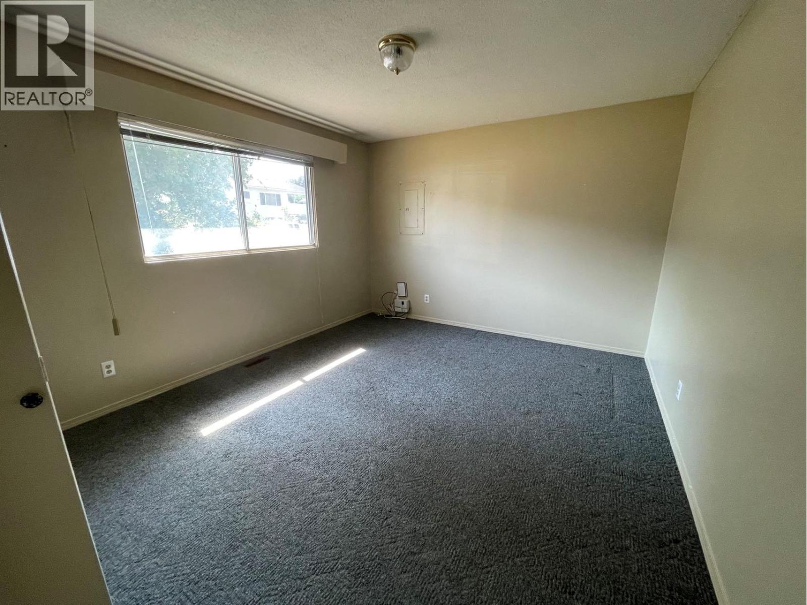 3805 22 Avenue, Vernon, British Columbia  V1T 1H7 - Photo 5 - 10385890