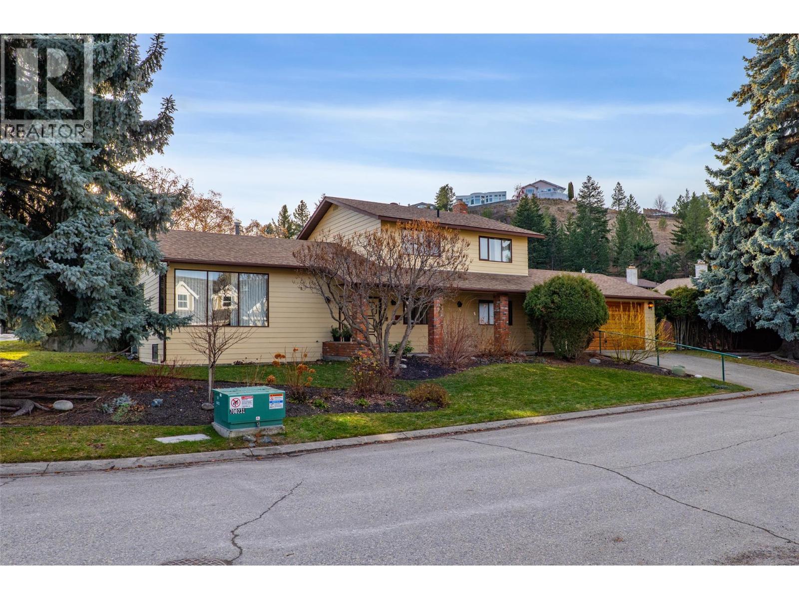 1879 Sedgewick Drive, Kamloops, British Columbia  V2E 2A6 - Photo 2 - 10385829