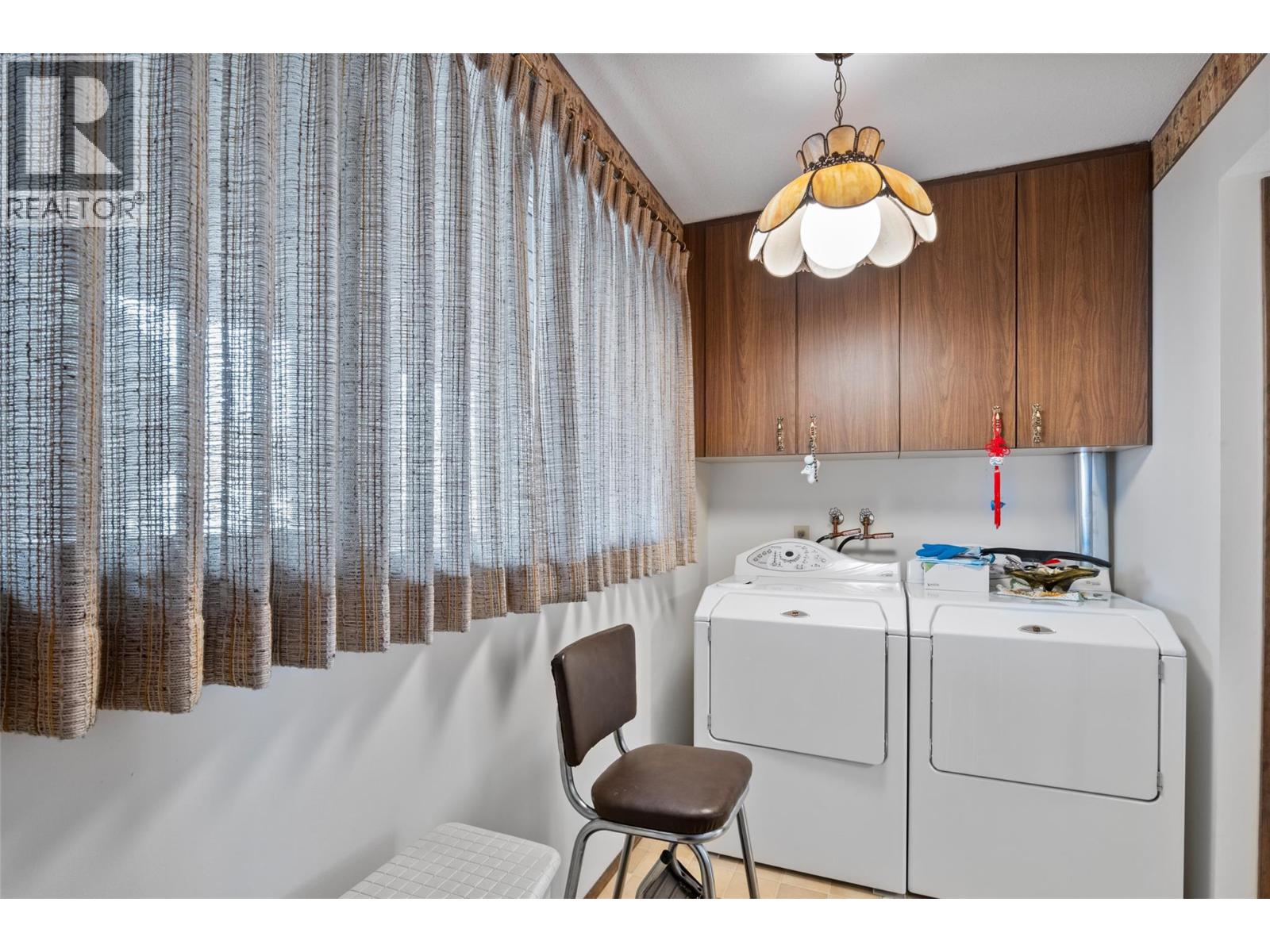 1879 Sedgewick Drive, Kamloops, British Columbia  V2E 2A6 - Photo 26 - 10385829