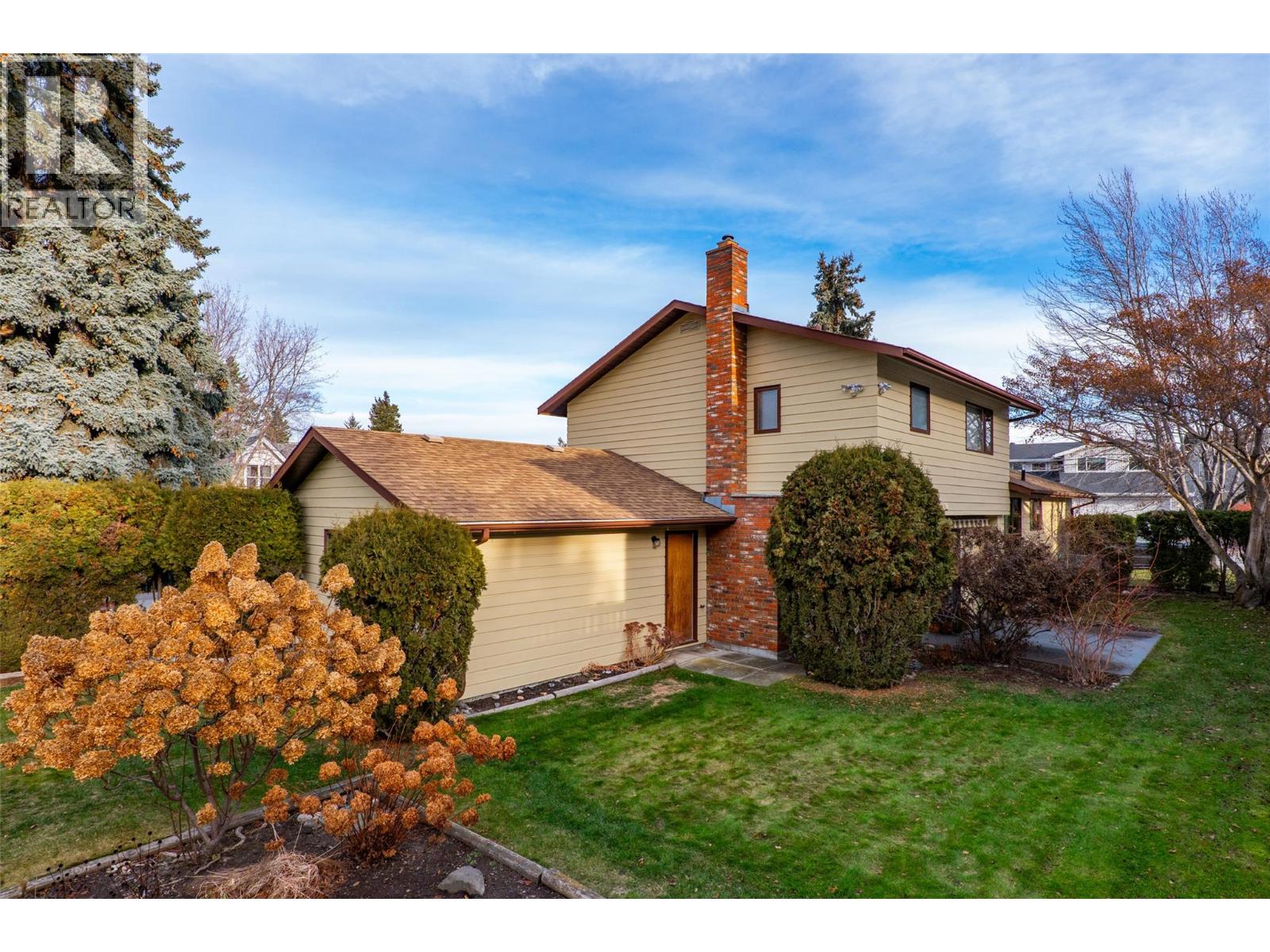 1879 Sedgewick Drive, Kamloops, British Columbia  V2E 2A6 - Photo 3 - 10385829