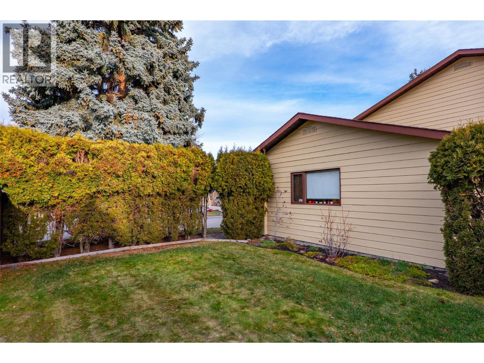 1879 Sedgewick Drive, Kamloops, British Columbia  V2E 2A6 - Photo 32 - 10385829