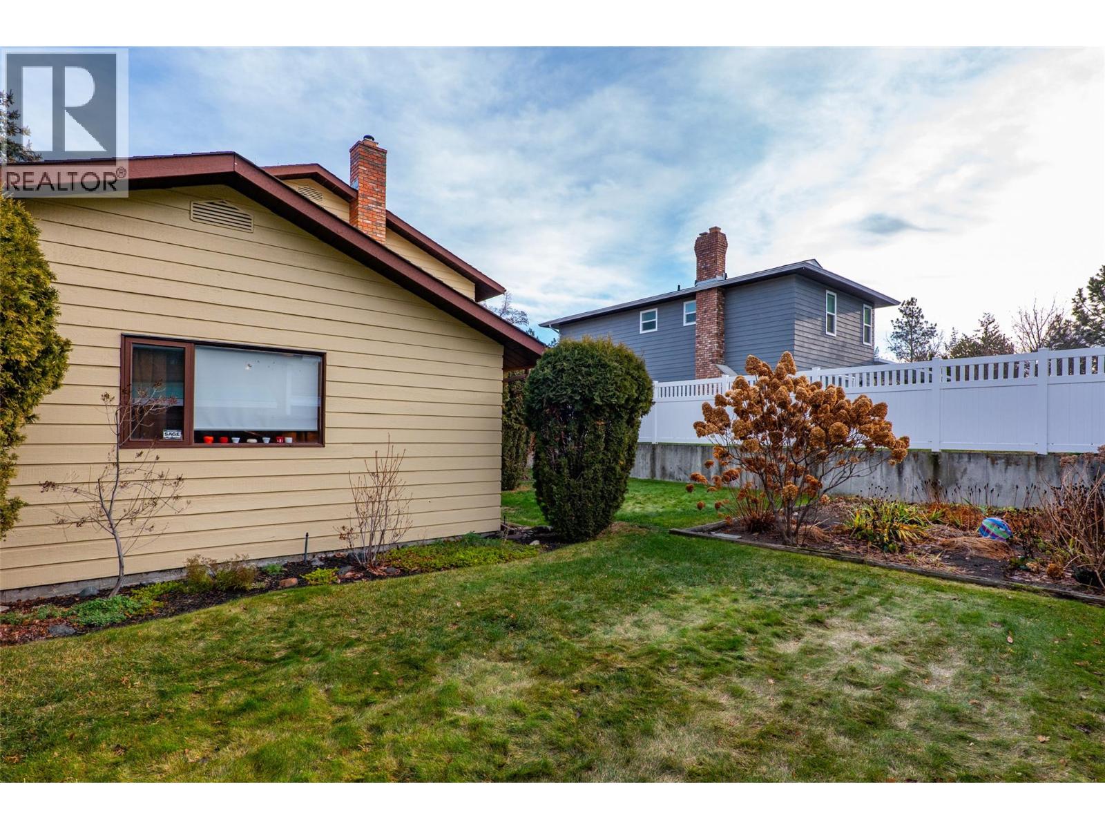 1879 Sedgewick Drive, Kamloops, British Columbia  V2E 2A6 - Photo 33 - 10385829