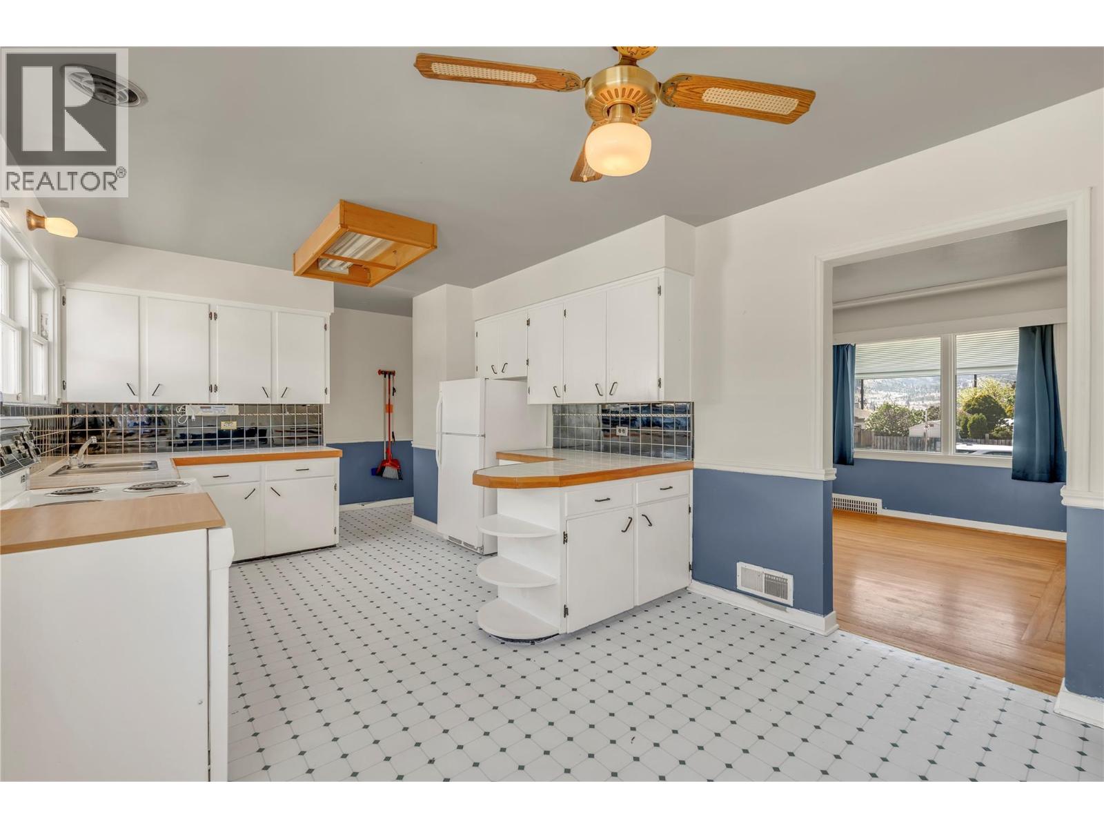 1412 Manitoba Street, Penticton, British Columbia  V2A 5A2 - Photo 10 - 10384314