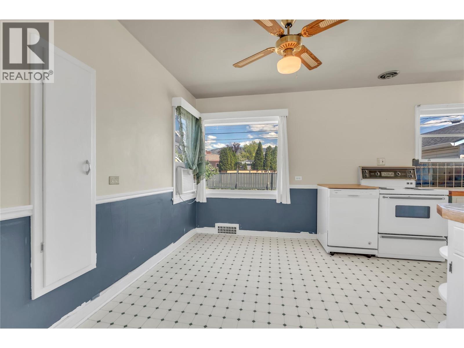 1412 Manitoba Street, Penticton, British Columbia  V2A 5A2 - Photo 11 - 10384314