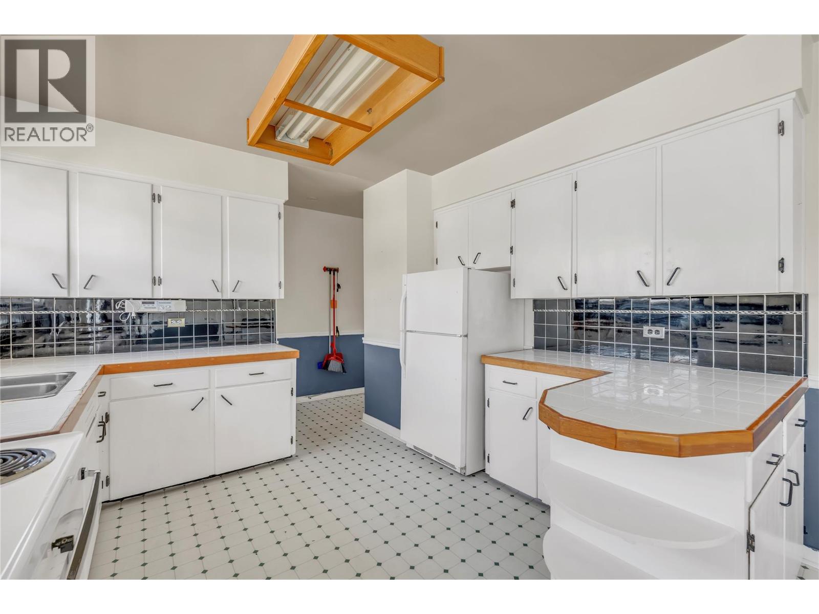 1412 Manitoba Street, Penticton, British Columbia  V2A 5A2 - Photo 12 - 10384314