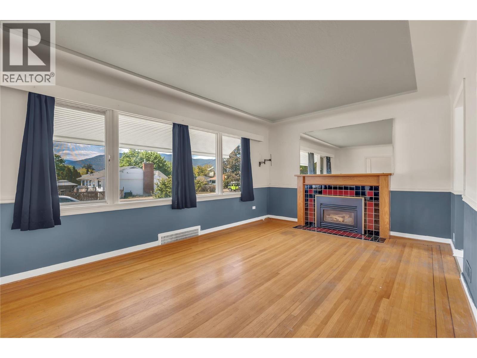1412 Manitoba Street, Penticton, British Columbia  V2A 5A2 - Photo 3 - 10384314