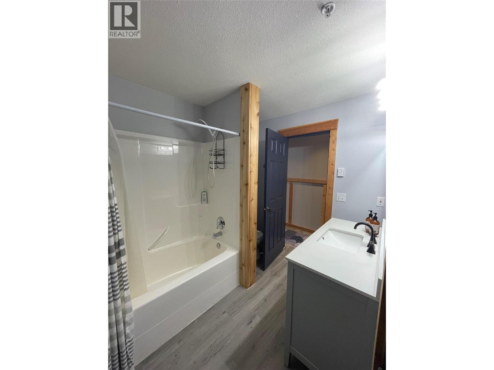 4809 Snow Pines Road Unit# D, Big White, British Columbia  V1P 1P3 - Photo 18 - 10385893