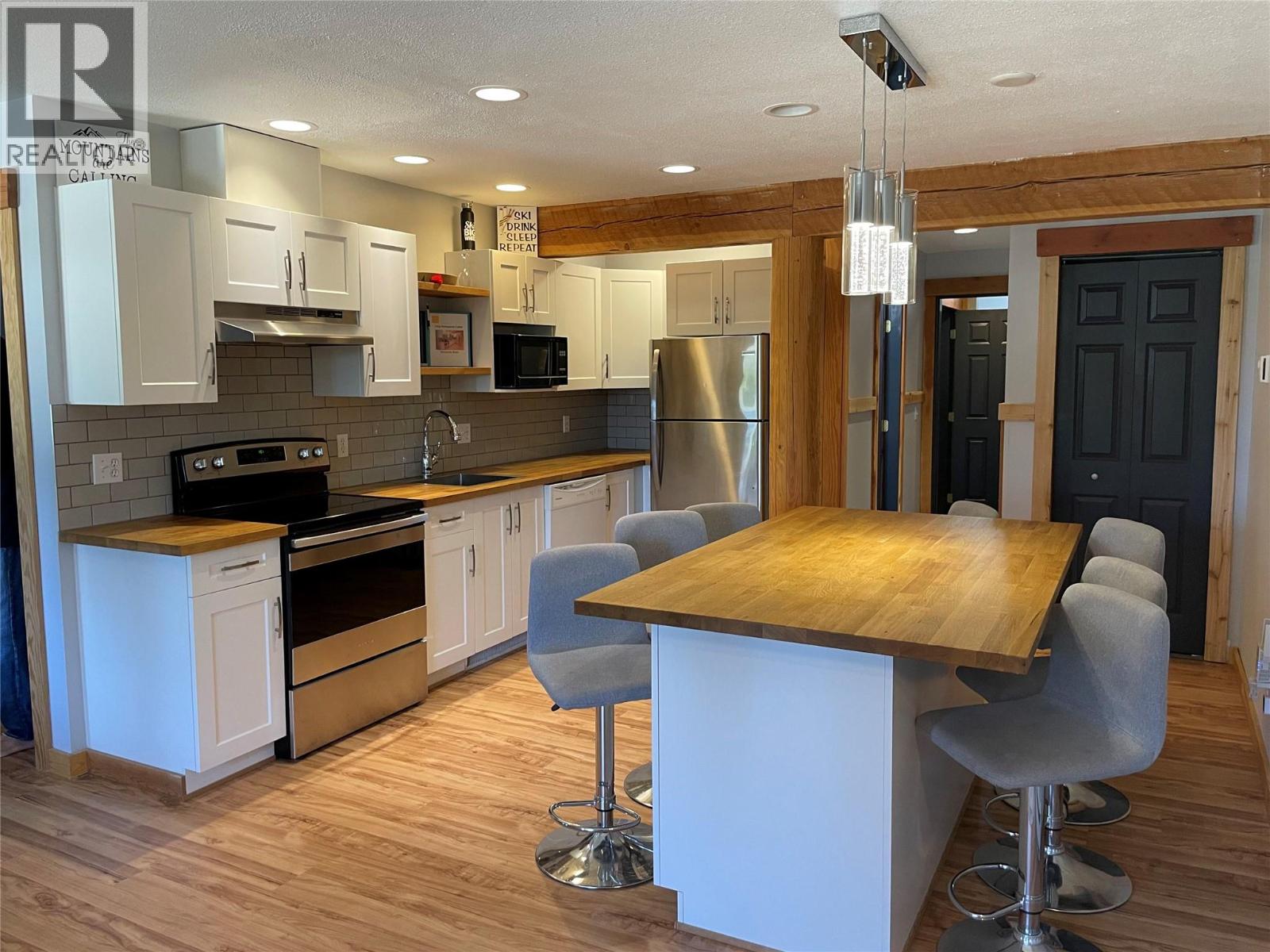 4809 Snow Pines Road Unit# D, Big White, British Columbia  V1P 1P3 - Photo 5 - 10385893