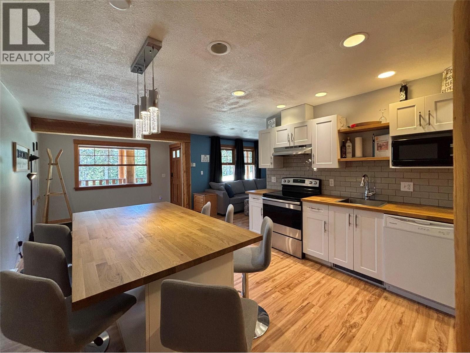 4809 Snow Pines Road Unit# D, Big White, British Columbia  V1P 1P3 - Photo 7 - 10385893