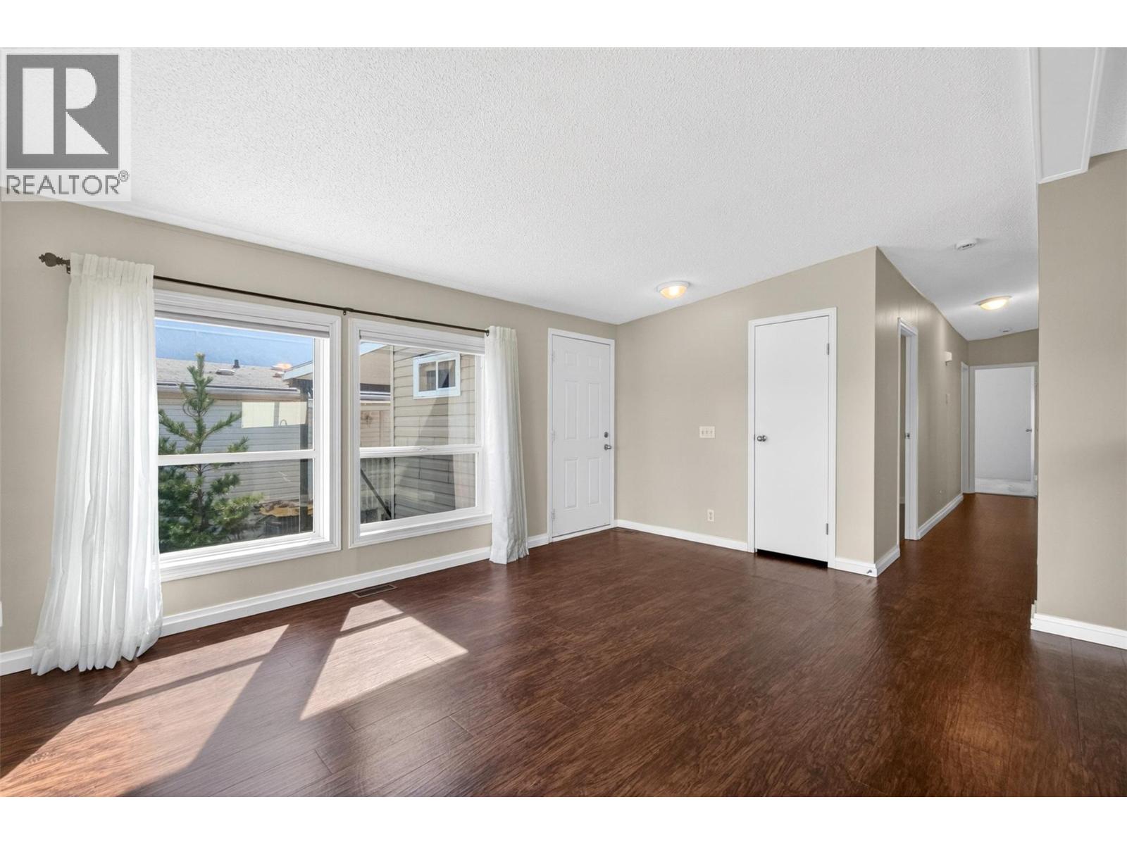 1885 Tappen Notch Hill Road Unit# 23, Tappen, British Columbia  V0E 2X0 - Photo 13 - 10385334