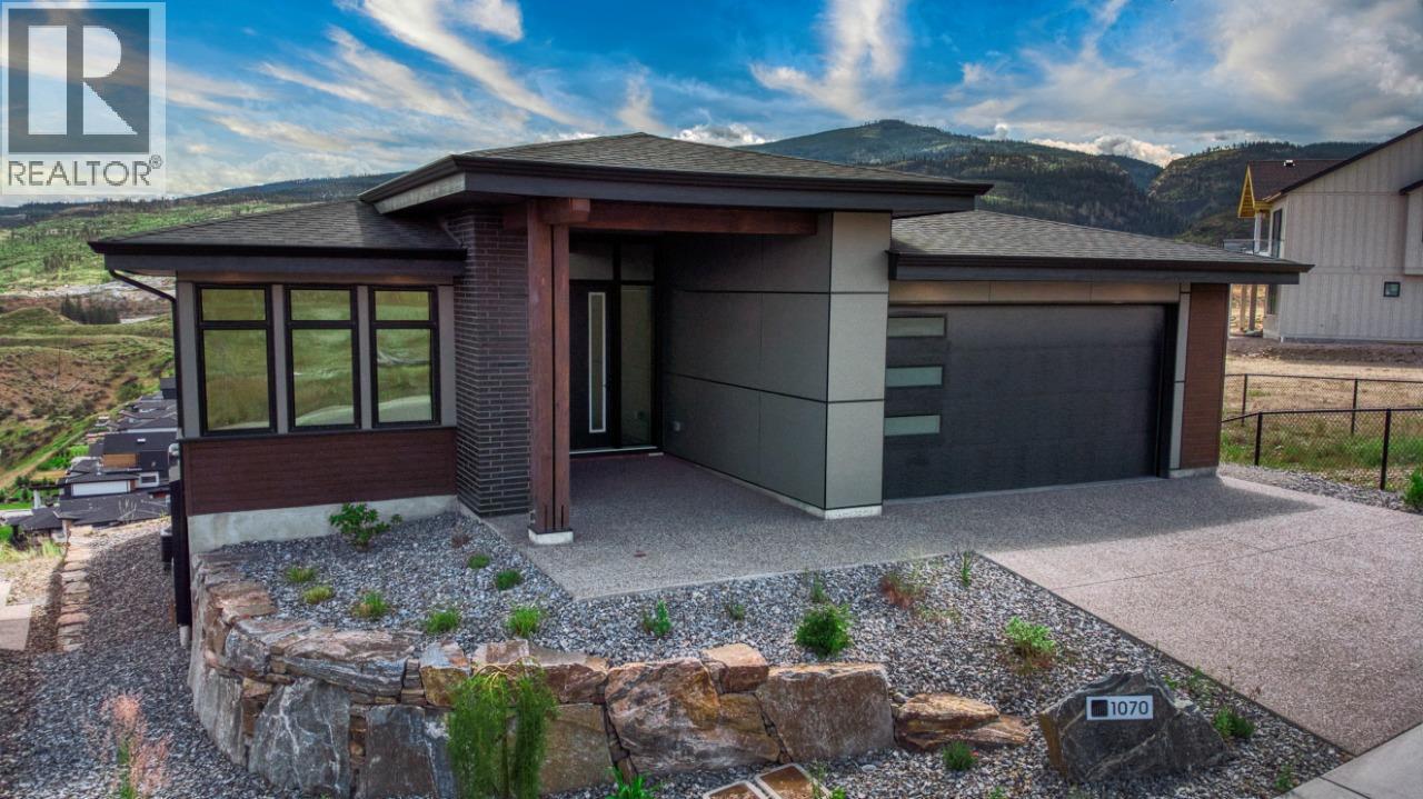 1070 Emslie Street, kelowna, British Columbia
