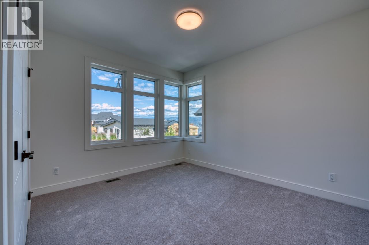 1070 Emslie Street, Kelowna, British Columbia  V1W 0C3 - Photo 13 - 10386117