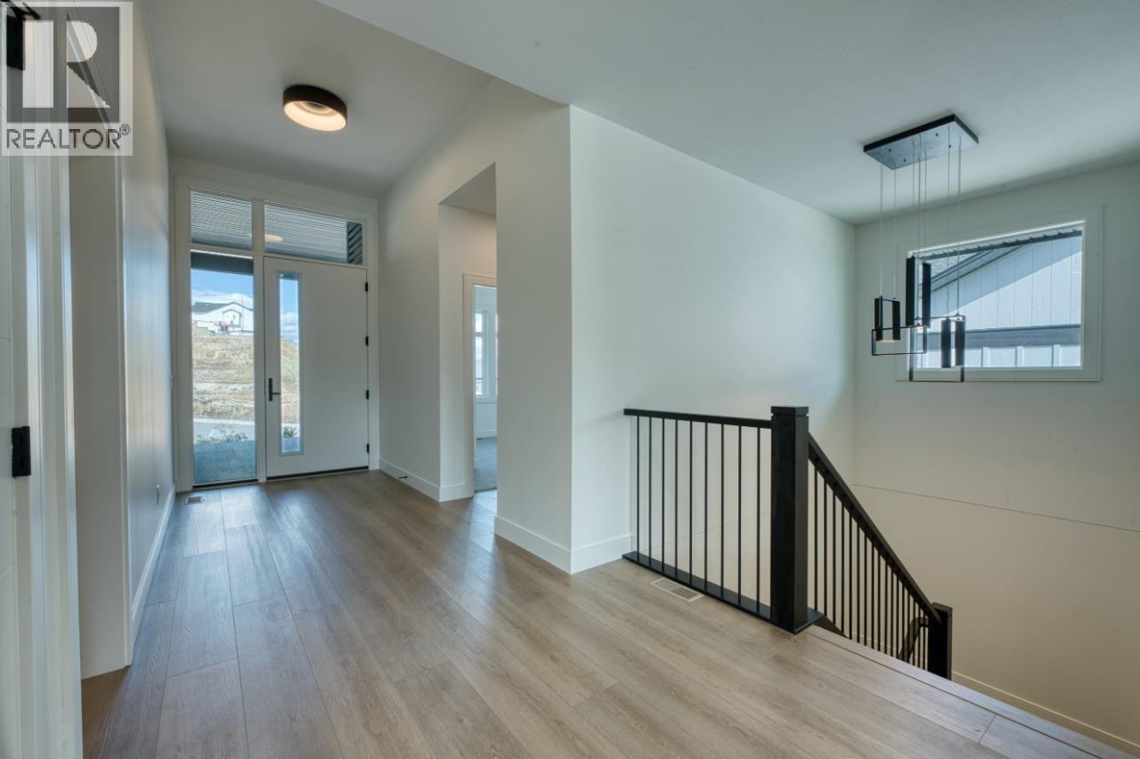 1070 Emslie Street, Kelowna, British Columbia  V1W 0C3 - Photo 18 - 10386117