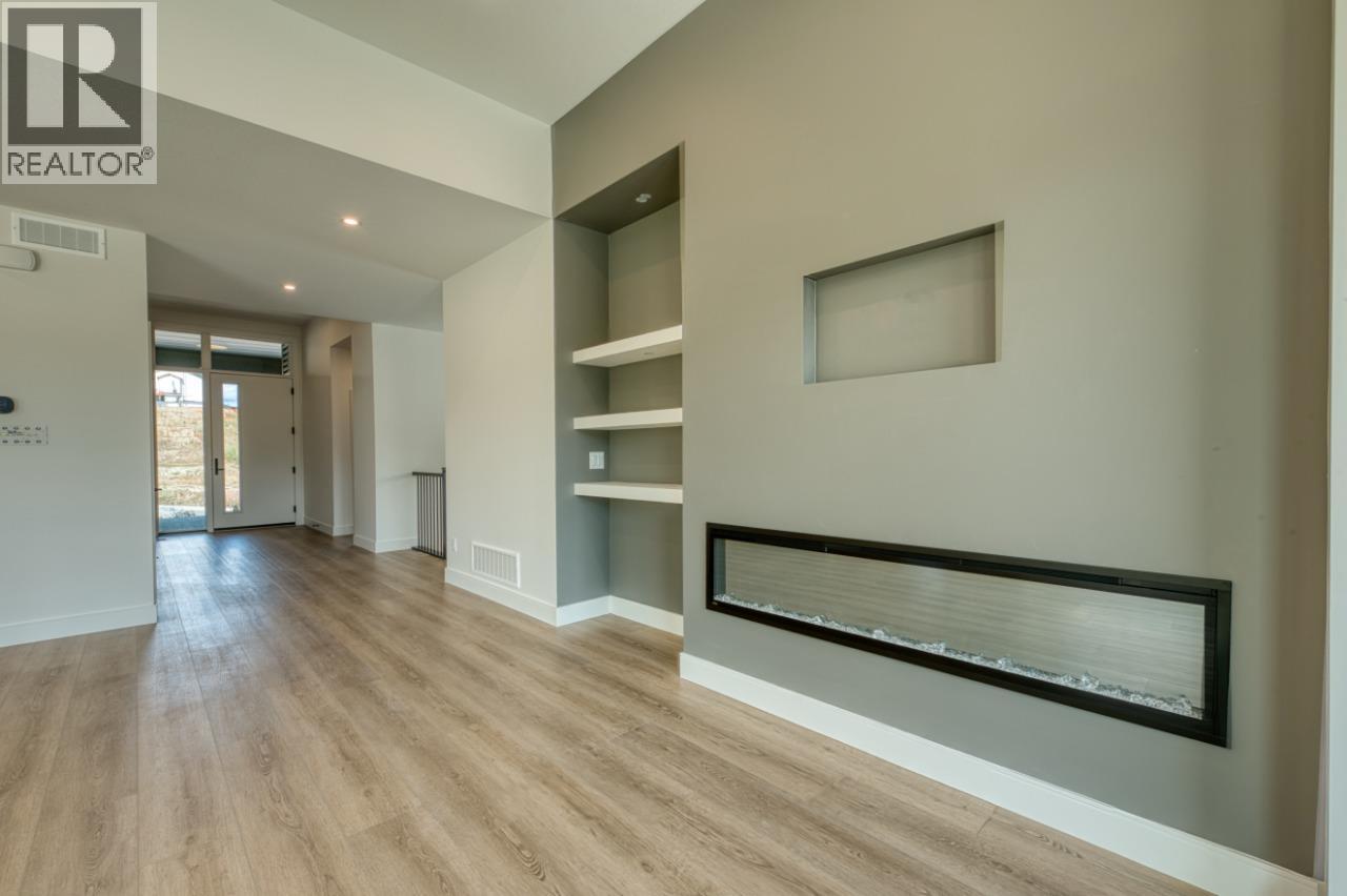 1070 Emslie Street, Kelowna, British Columbia  V1W 0C3 - Photo 32 - 10386117