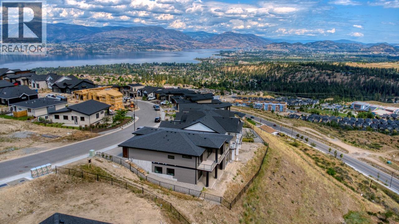 1070 Emslie Street, Kelowna, British Columbia  V1W 0C3 - Photo 4 - 10386117