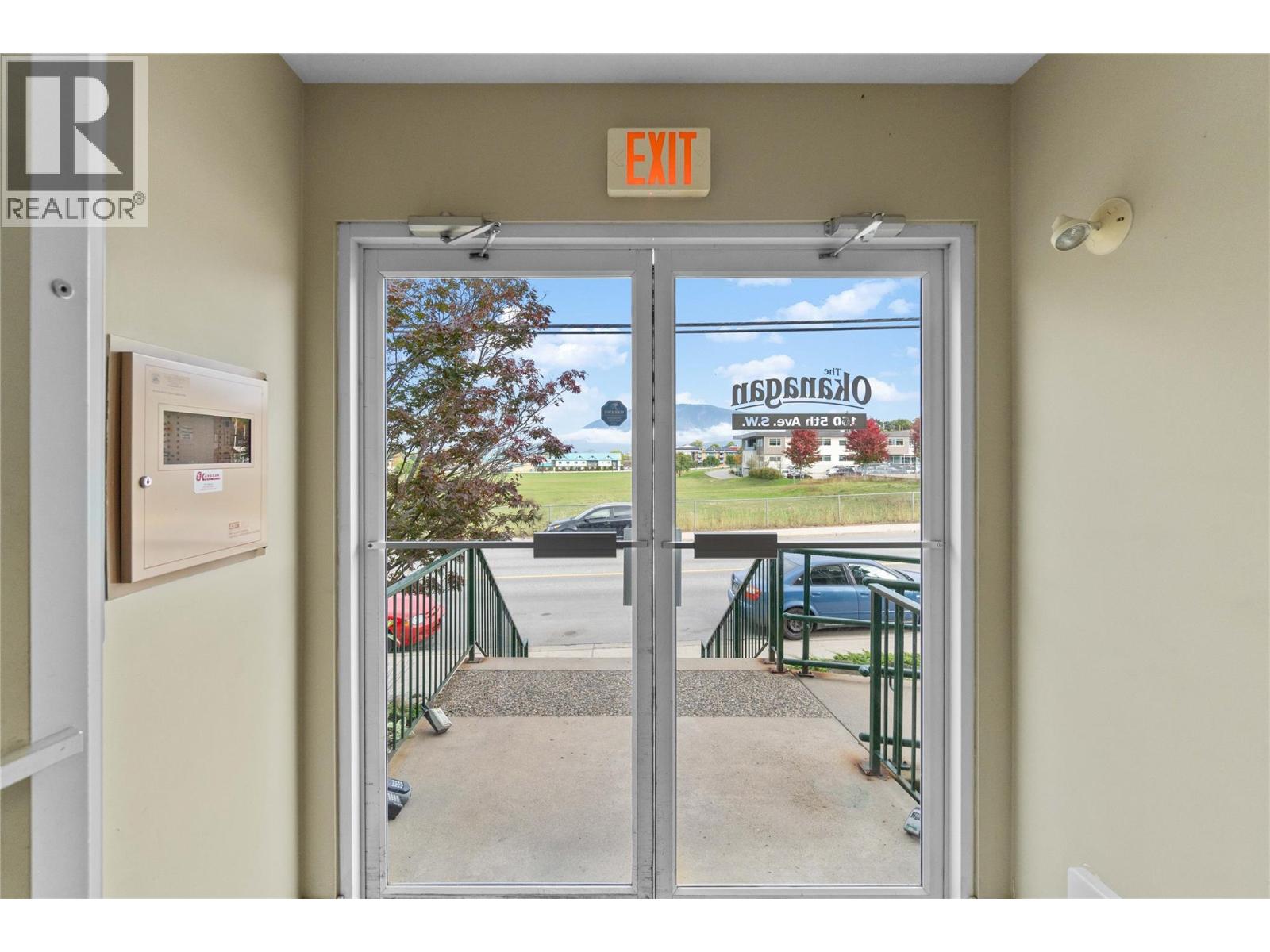 160 5th Avenue Sw Unit# 301, Salmon Arm, British Columbia  V1E 1R4 - Photo 38 - 10385488