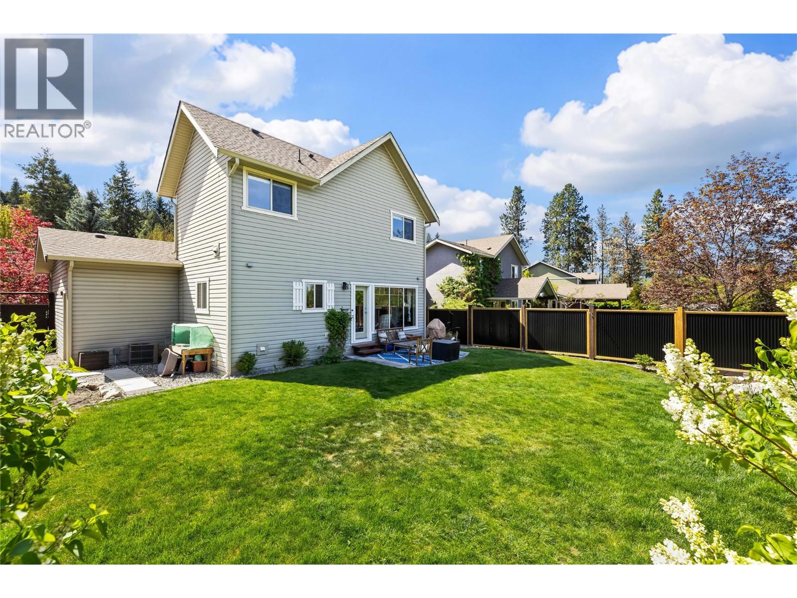 916 Paret Crescent, Kelowna, British Columbia  V1W 4X8 - Photo 11 - 10384665
