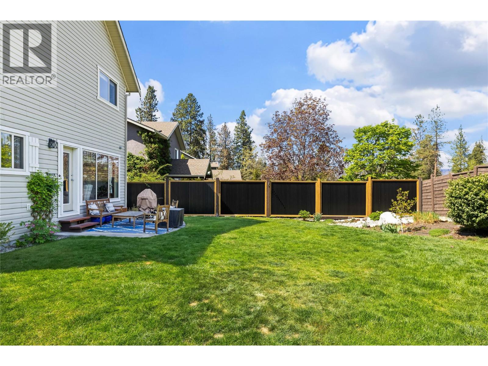 916 Paret Crescent, Kelowna, British Columbia  V1W 4X8 - Photo 12 - 10384665