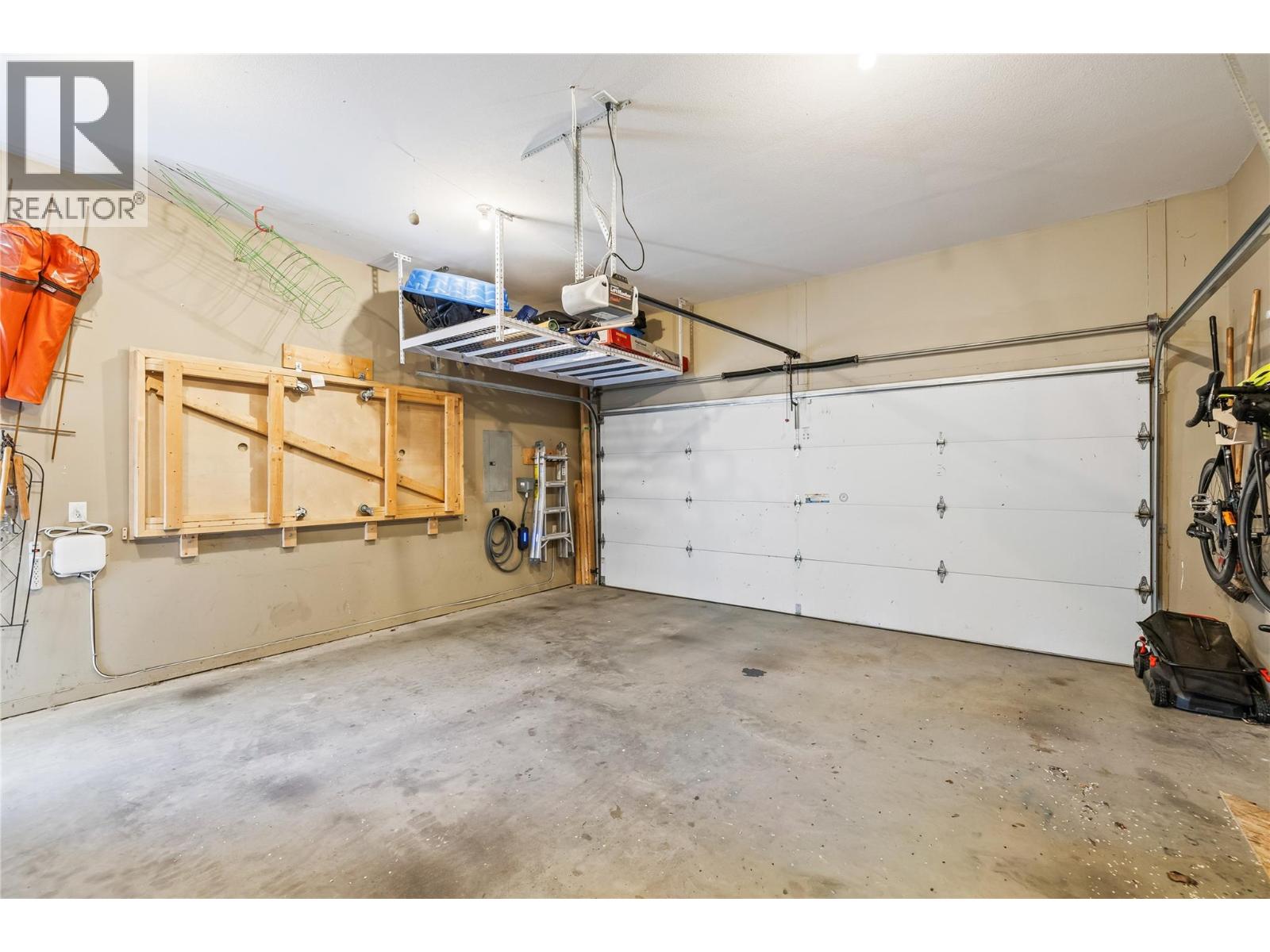 916 Paret Crescent, Kelowna, British Columbia  V1W 4X8 - Photo 38 - 10384665