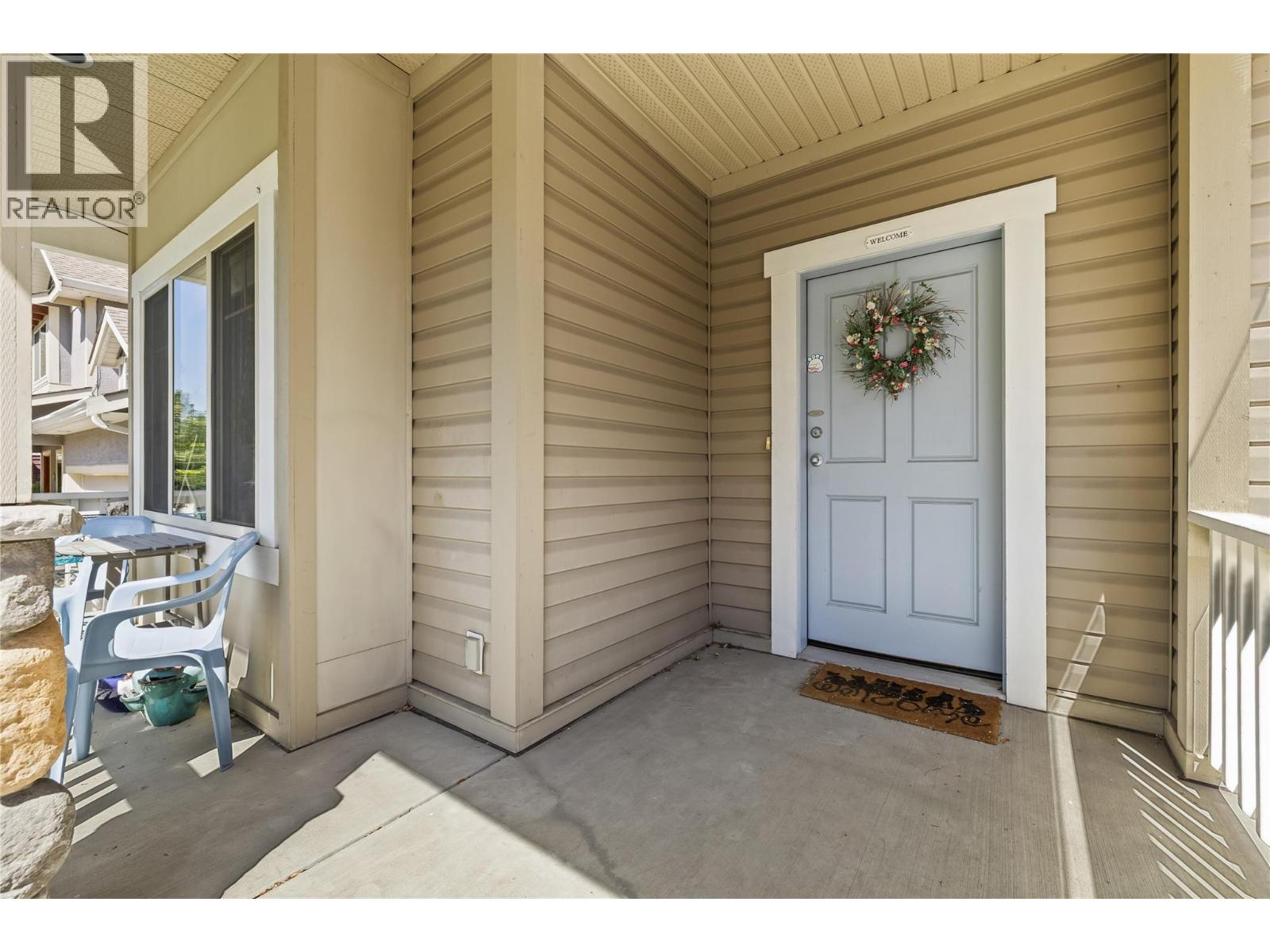 916 Paret Crescent, Kelowna, British Columbia  V1W 4X8 - Photo 6 - 10384665