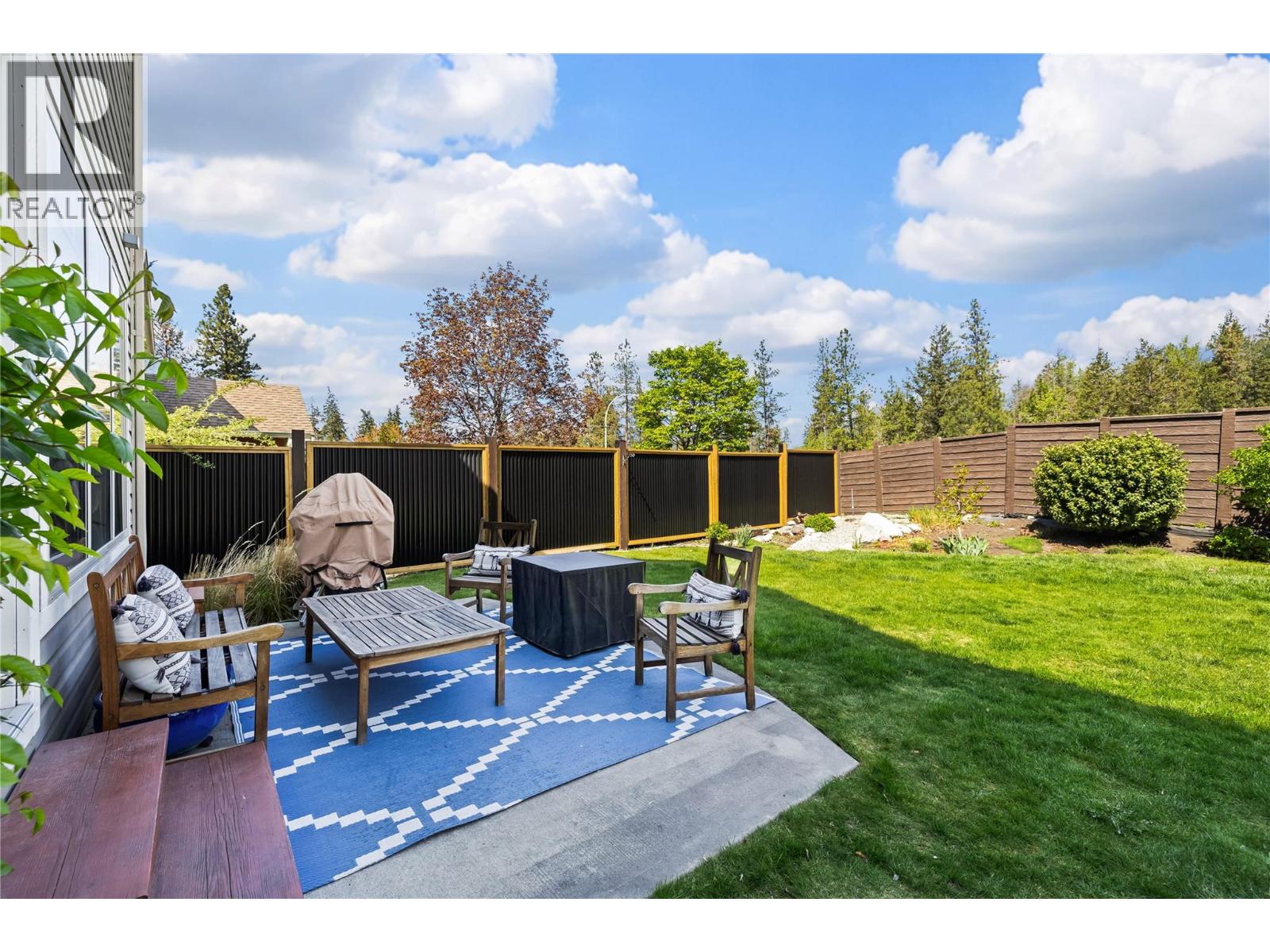 916 Paret Crescent, Kelowna, British Columbia  V1W 4X8 - Photo 9 - 10384665