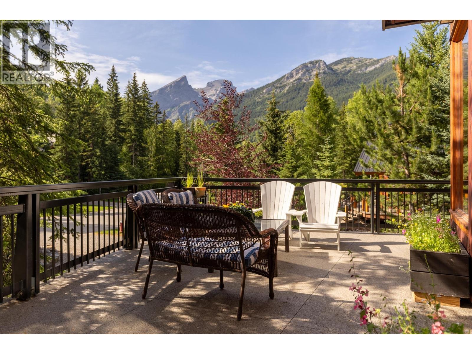 20 Alpine Trails Crescent, Fernie, British Columbia  V0B 1M5 - Photo 3 - 10385901