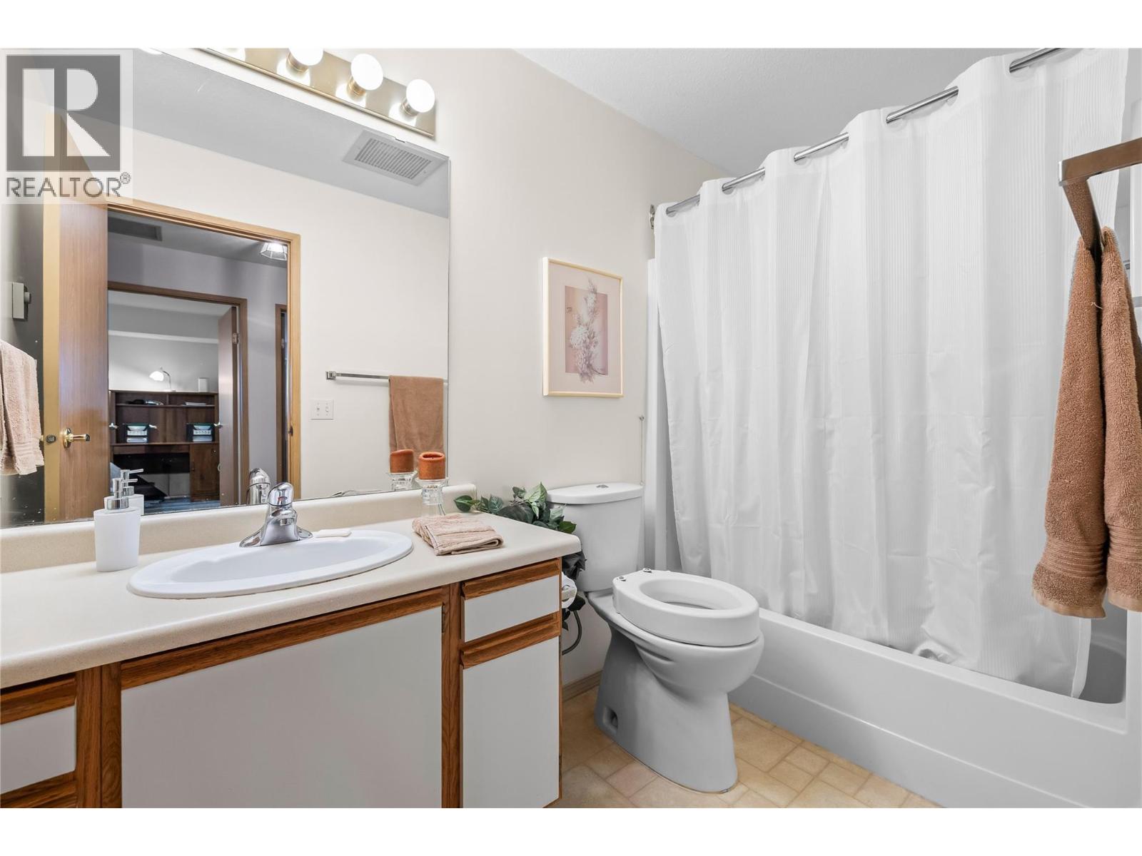 1045 Sutherland Avenue Unit# 37, Kelowna, British Columbia  V1Y 5Y1 - Photo 27 - 10385880