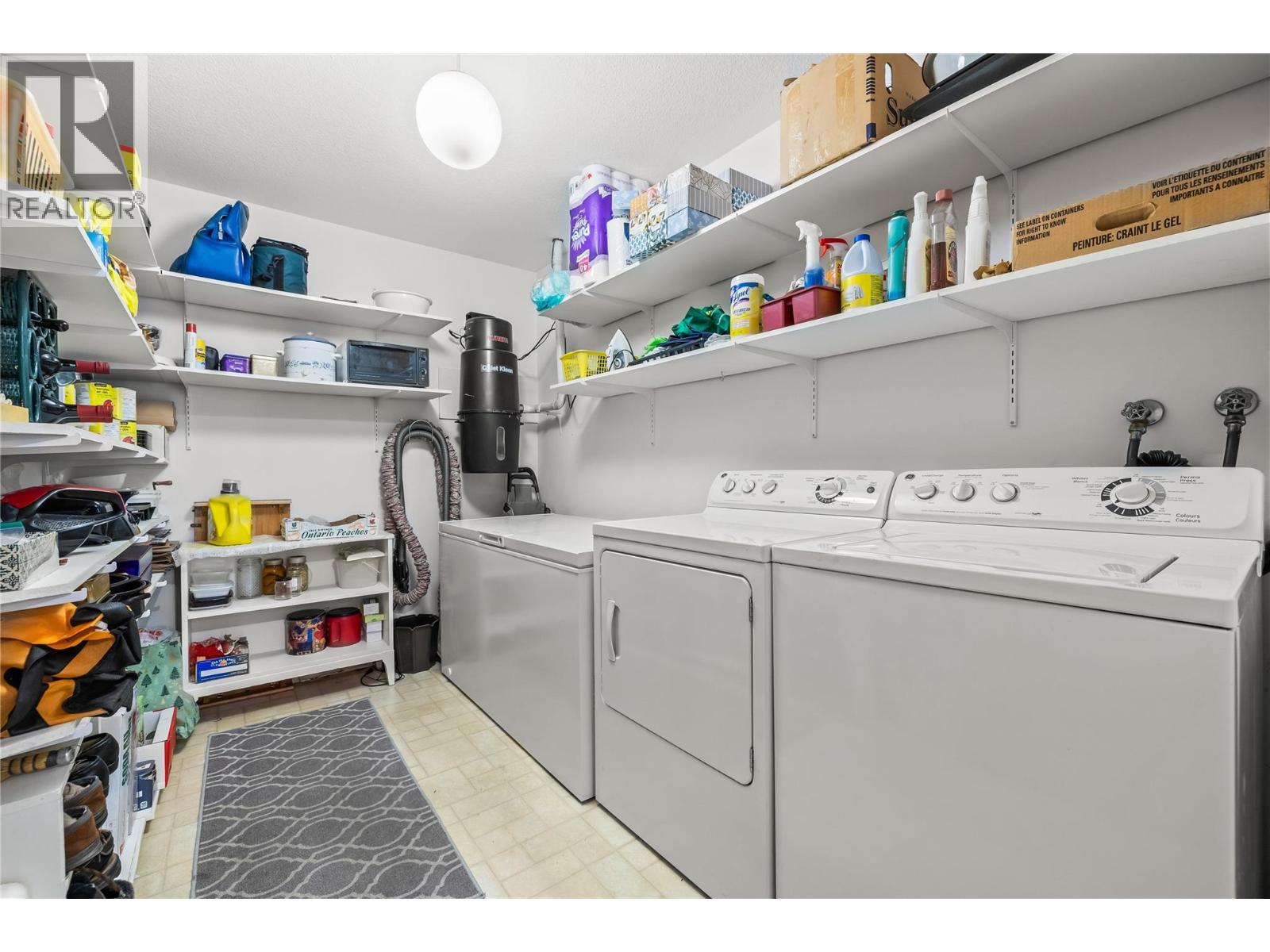 1045 Sutherland Avenue Unit# 37, Kelowna, British Columbia  V1Y 5Y1 - Photo 29 - 10385880