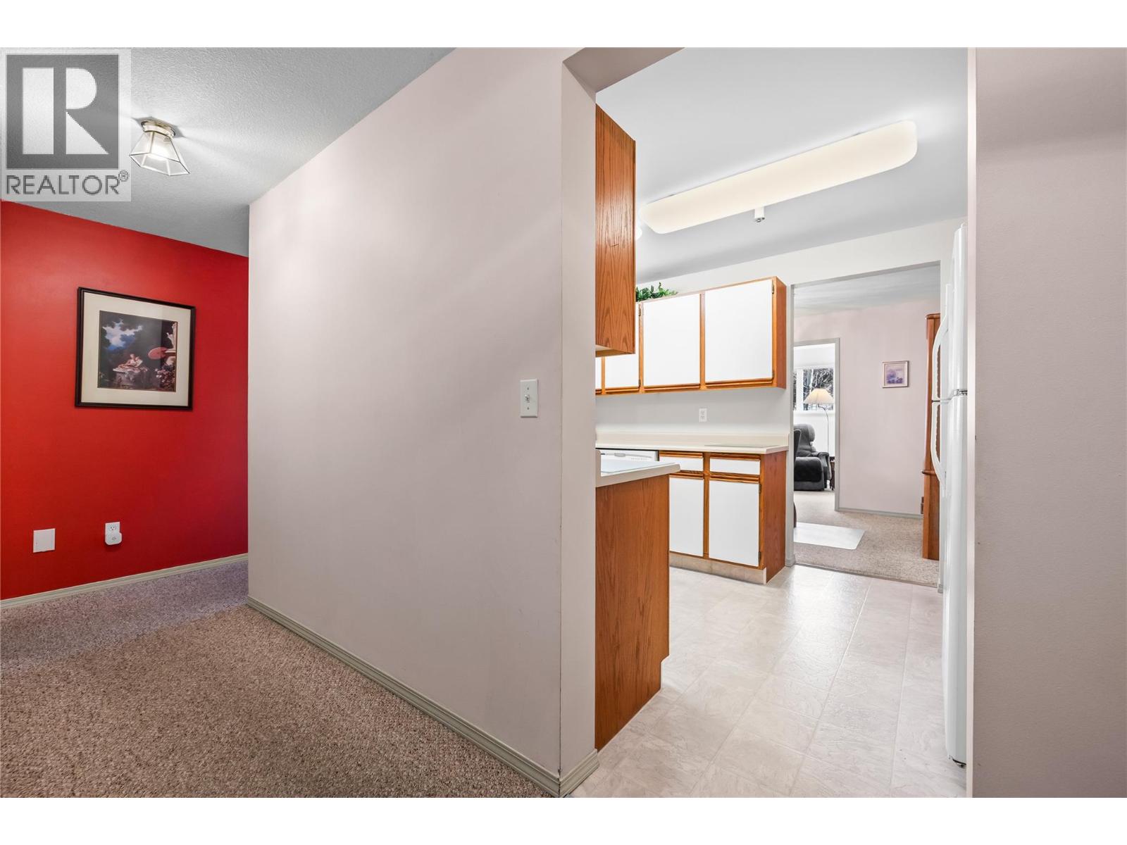 1045 Sutherland Avenue Unit# 37, Kelowna, British Columbia  V1Y 5Y1 - Photo 5 - 10385880