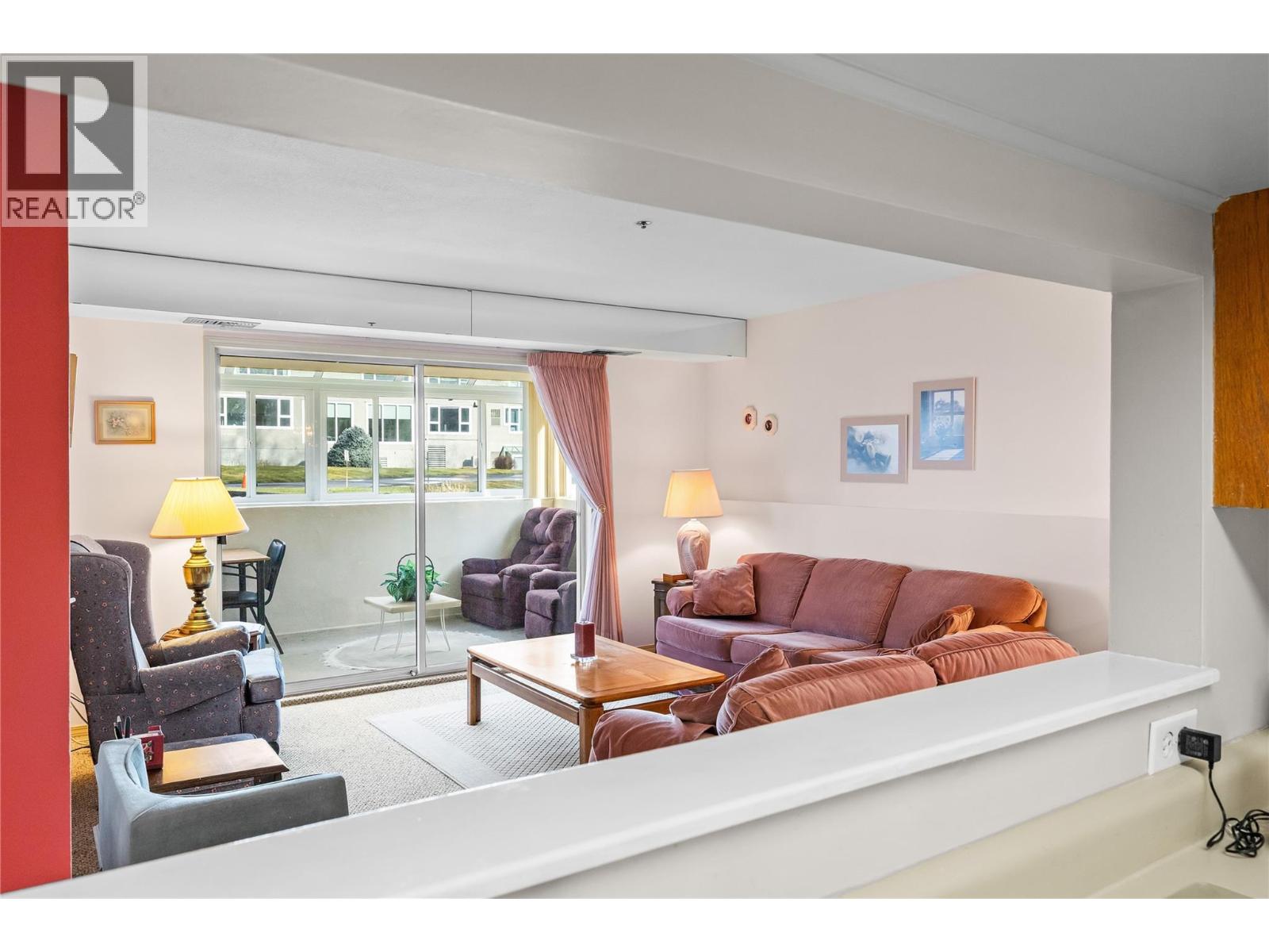 1045 Sutherland Avenue Unit# 37, Kelowna, British Columbia  V1Y 5Y1 - Photo 8 - 10385880