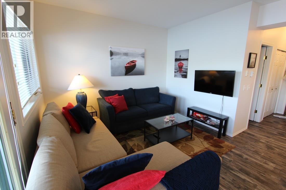 3935 Eagle Bay Road Unit# 7b, Eagle Bay, British Columbia  V0E 1T0 - Photo 3 - 10386111