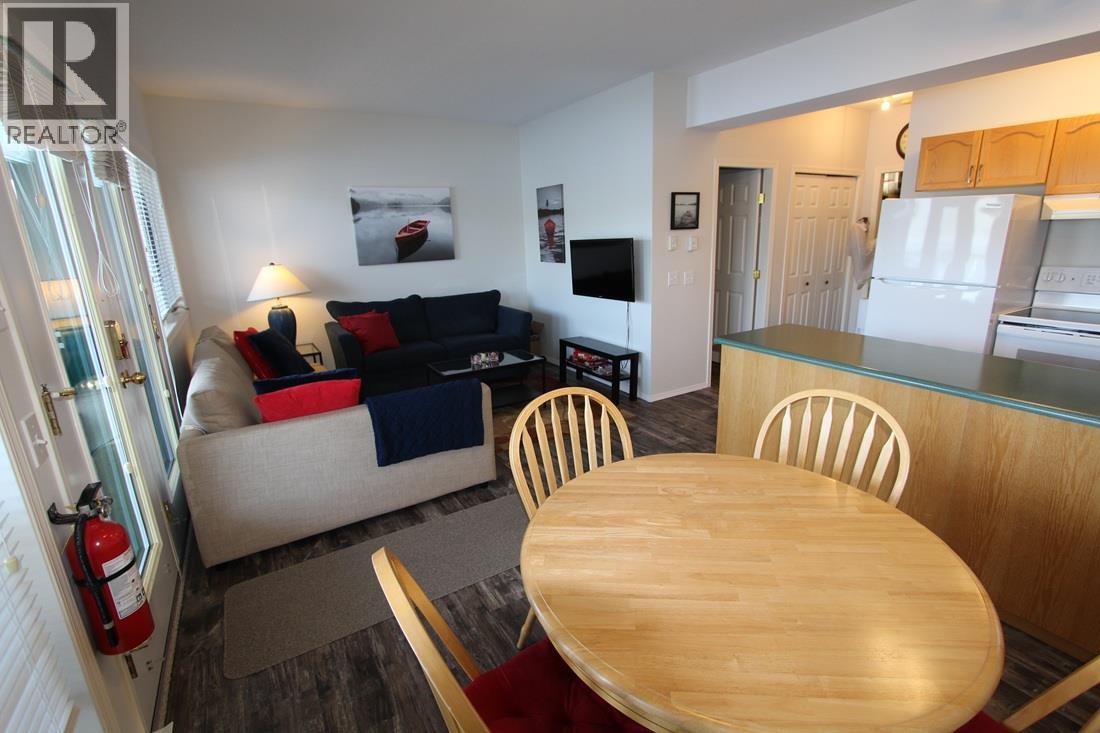 3935 Eagle Bay Road Unit# 7b, Eagle Bay, British Columbia  V0E 1T0 - Photo 6 - 10386111