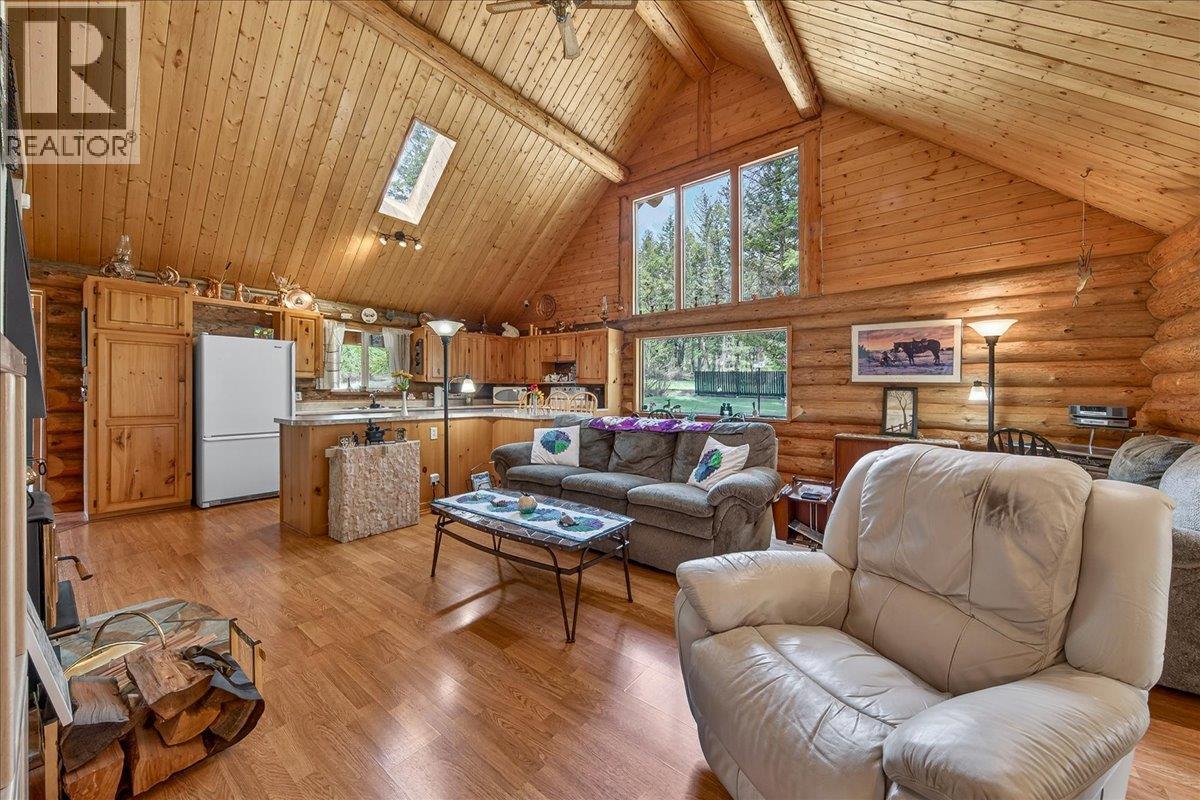 4898 Sable Road, Fairmont Hot Springs, British Columbia  V0B 1L1 - Photo 13 - 10385960