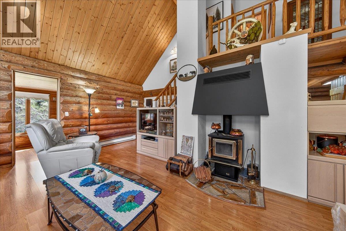 4898 Sable Road, Fairmont Hot Springs, British Columbia  V0B 1L1 - Photo 14 - 10385960