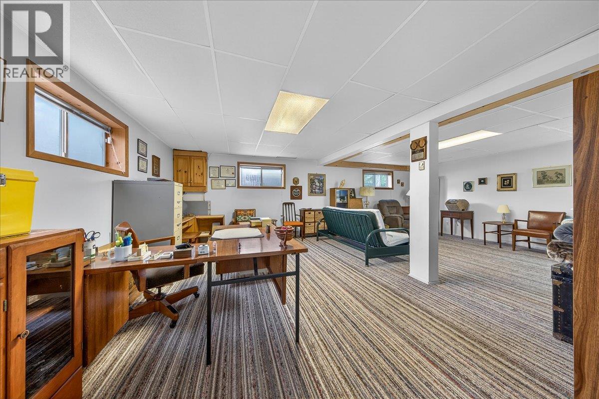 4898 Sable Road, Fairmont Hot Springs, British Columbia  V0B 1L1 - Photo 31 - 10385960