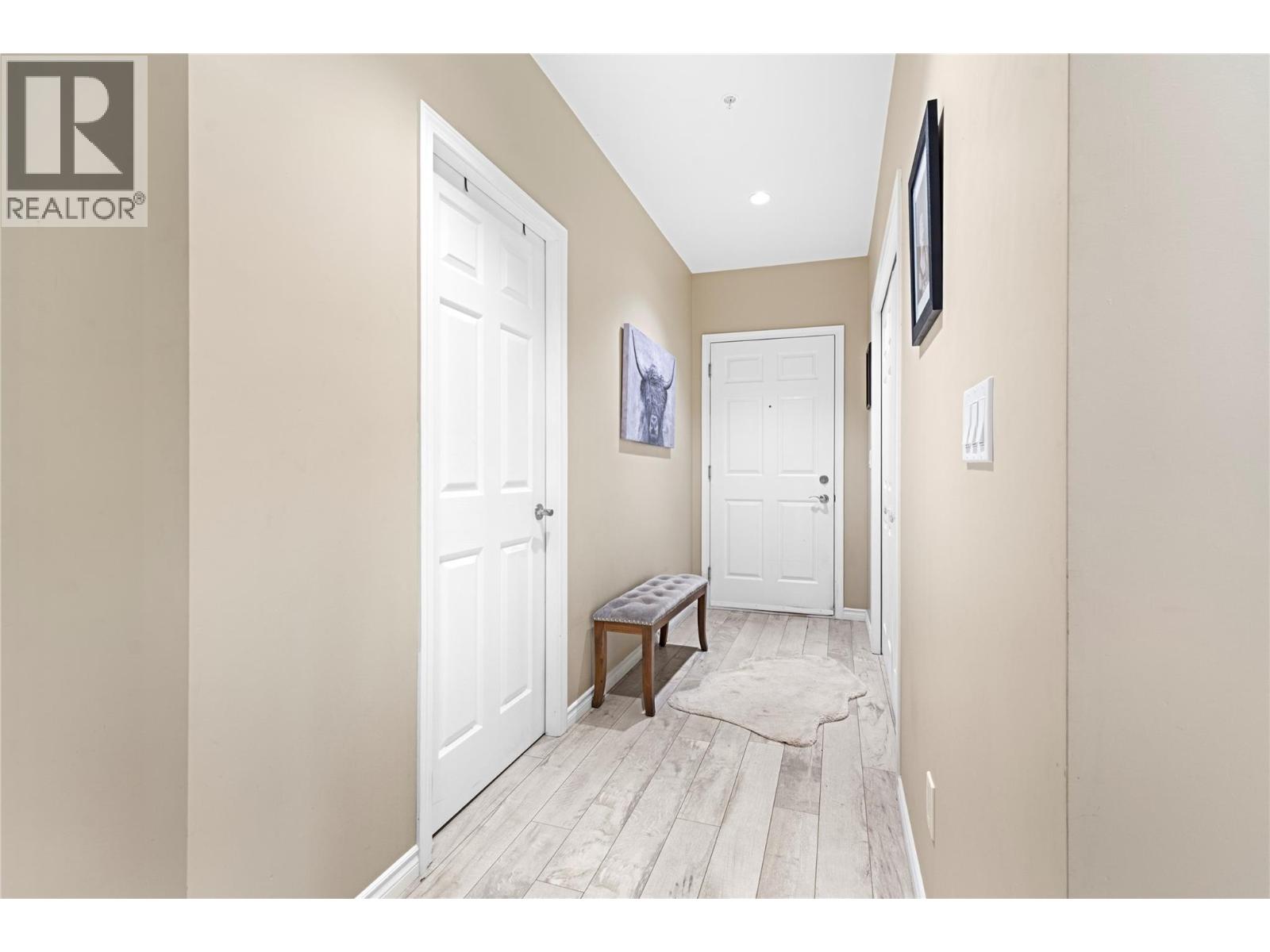 3388 Skaha Lake Road Unit# 1002, Penticton, British Columbia  V2A 6G4 - Photo 12 - 10385984