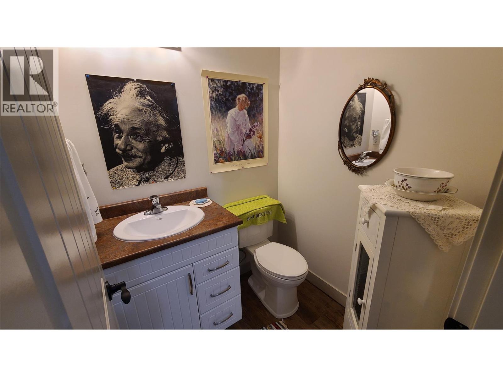 6941 Meadows Dr Drive, Oliver, British Columbia  V0H 1T4 - Photo 18 - 10385905
