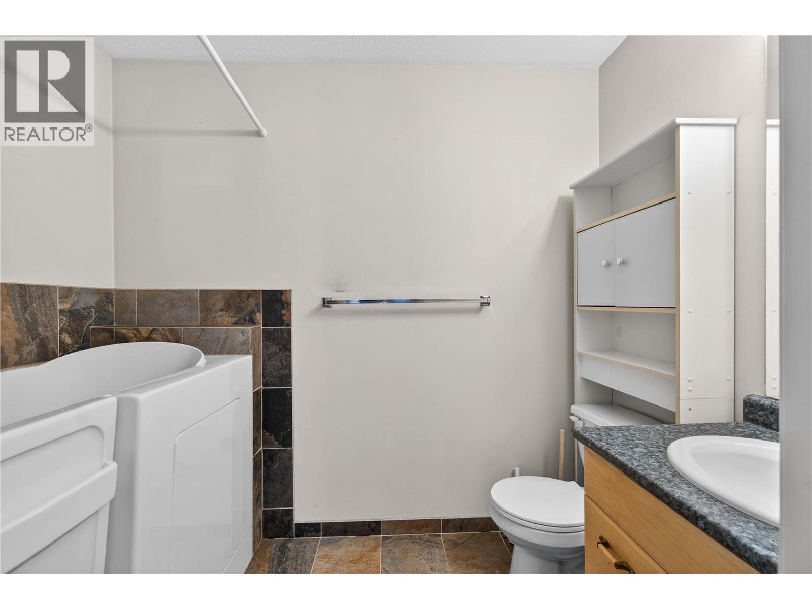 5 Bc97a Highway Unit# 11, Sicamous, British Columbia  V0E 2V1 - Photo 41 - 10385736