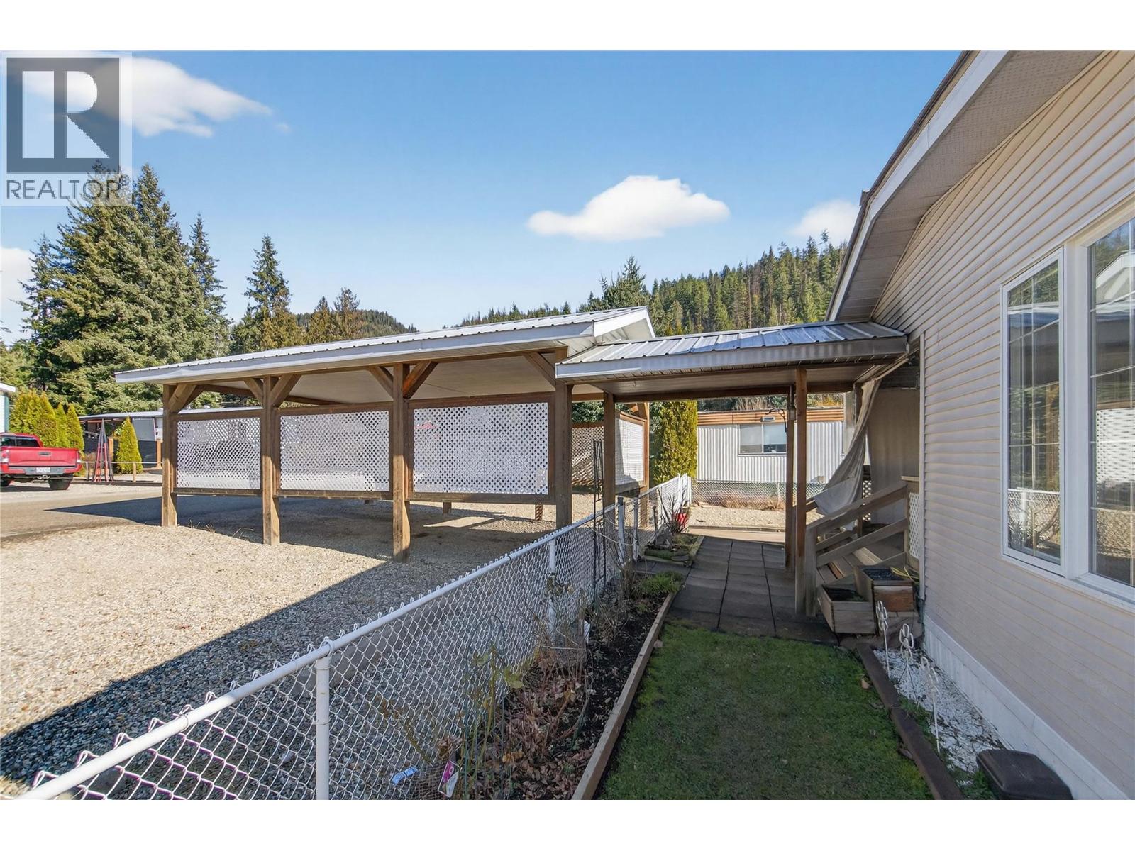 5 Bc97a Highway Unit# 11, Sicamous, British Columbia  V0E 2V1 - Photo 47 - 10385736