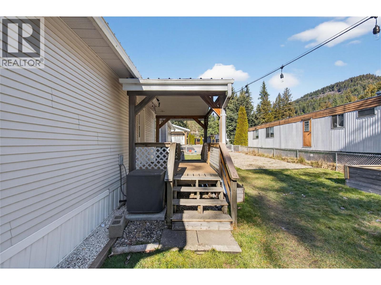 5 Bc97a Highway Unit# 11, Sicamous, British Columbia  V0E 2V1 - Photo 57 - 10385736