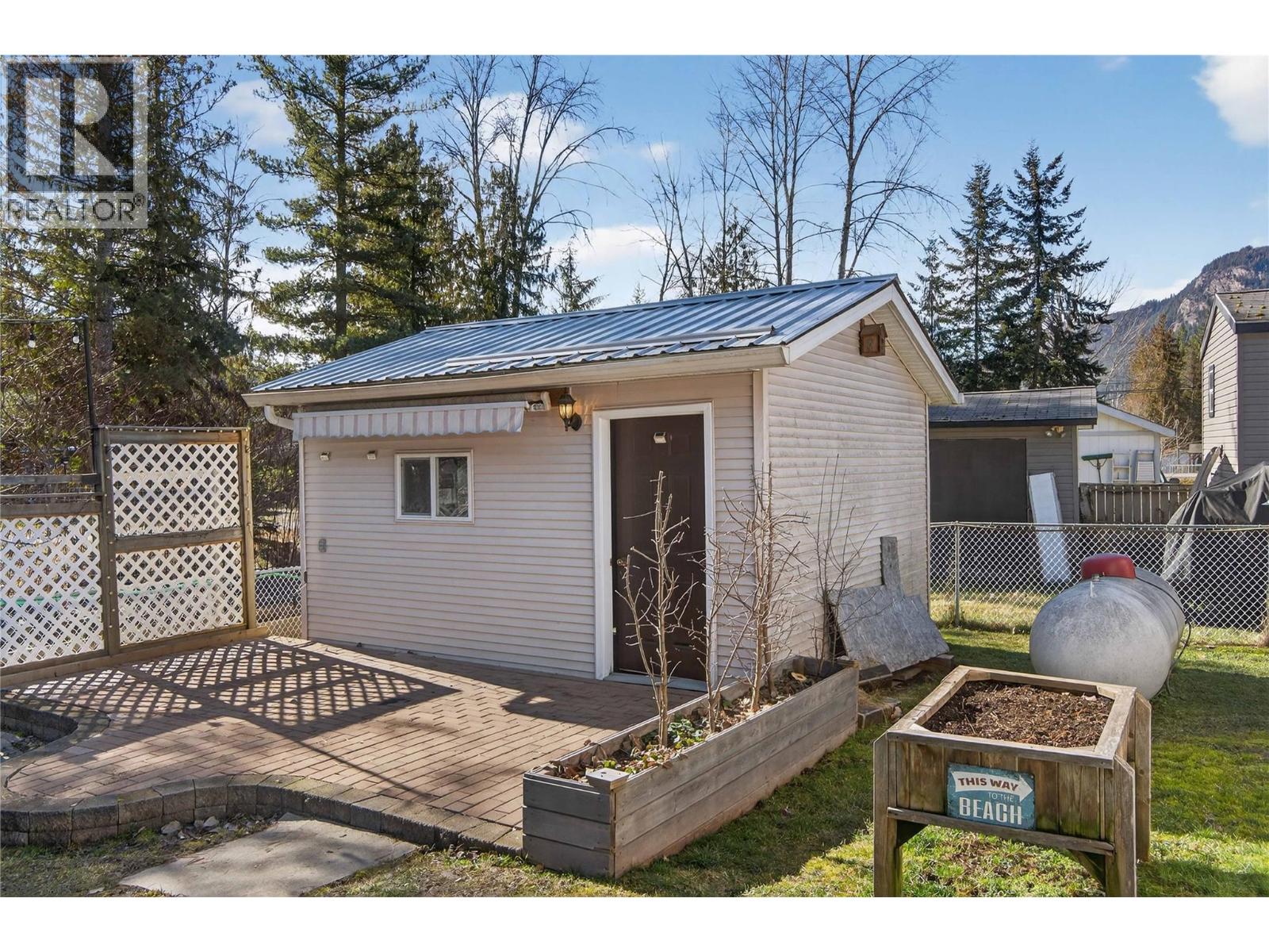 5 Bc97a Highway Unit# 11, Sicamous, British Columbia  V0E 2V1 - Photo 59 - 10385736