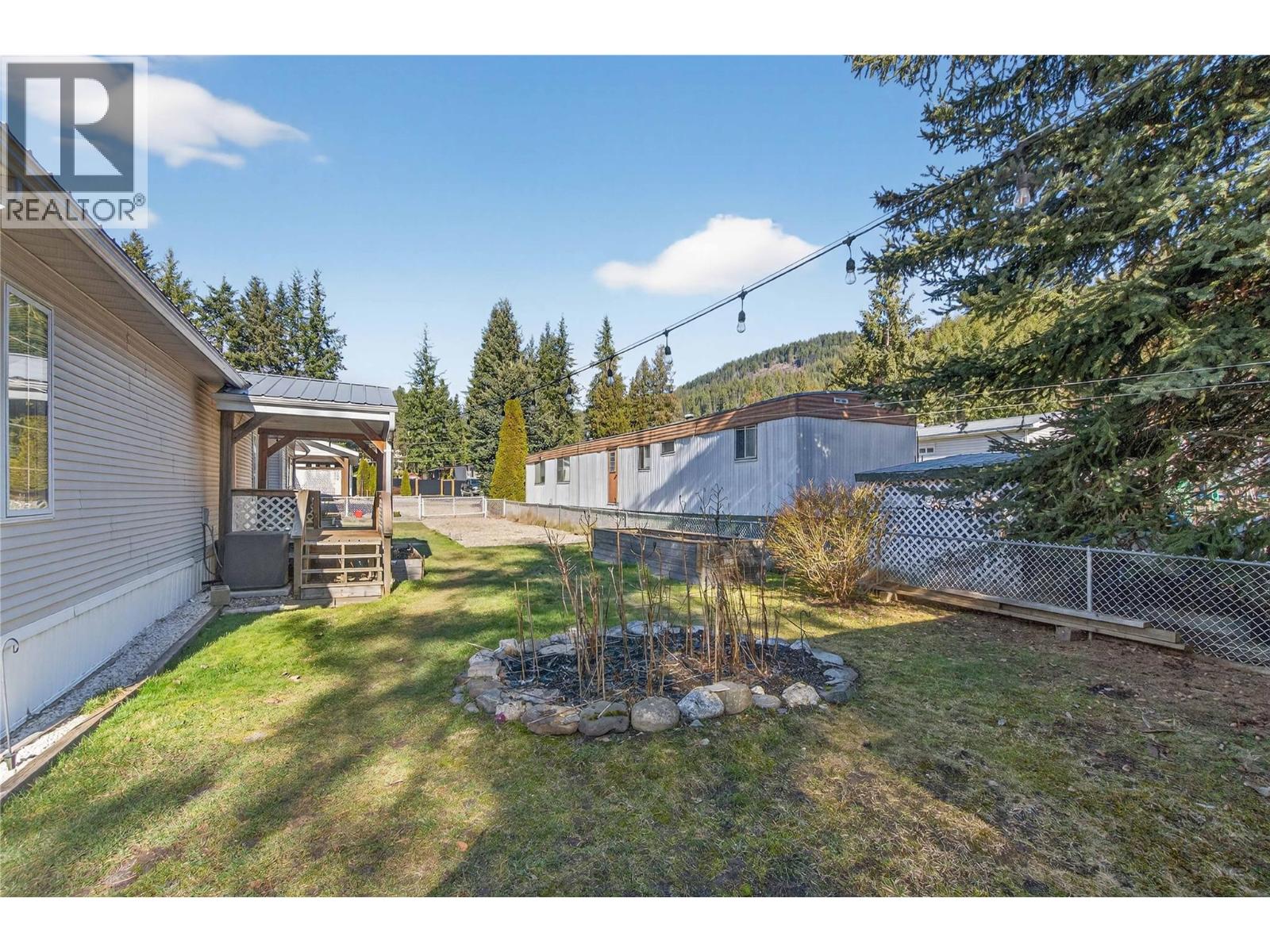 5 Bc97a Highway Unit# 11, Sicamous, British Columbia  V0E 2V1 - Photo 74 - 10385736