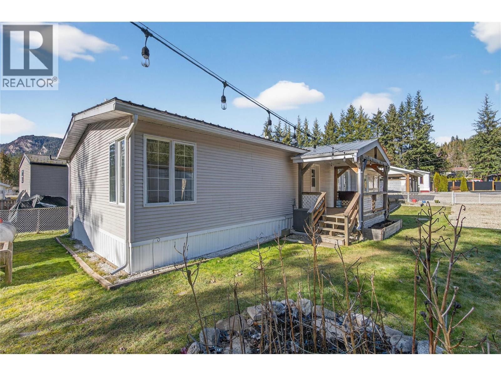 5 Bc97a Highway Unit# 11, Sicamous, British Columbia  V0E 2V1 - Photo 76 - 10385736