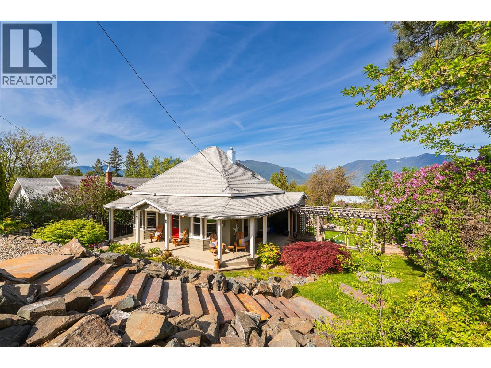 225 8th Avenue S, creston, British Columbia