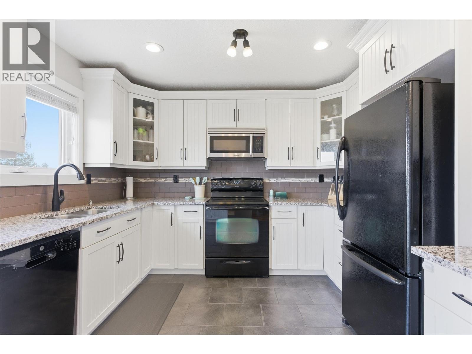 849 Fleming Drive, Kamloops, British Columbia  V1S 1B6 - Photo 16 - 10385948