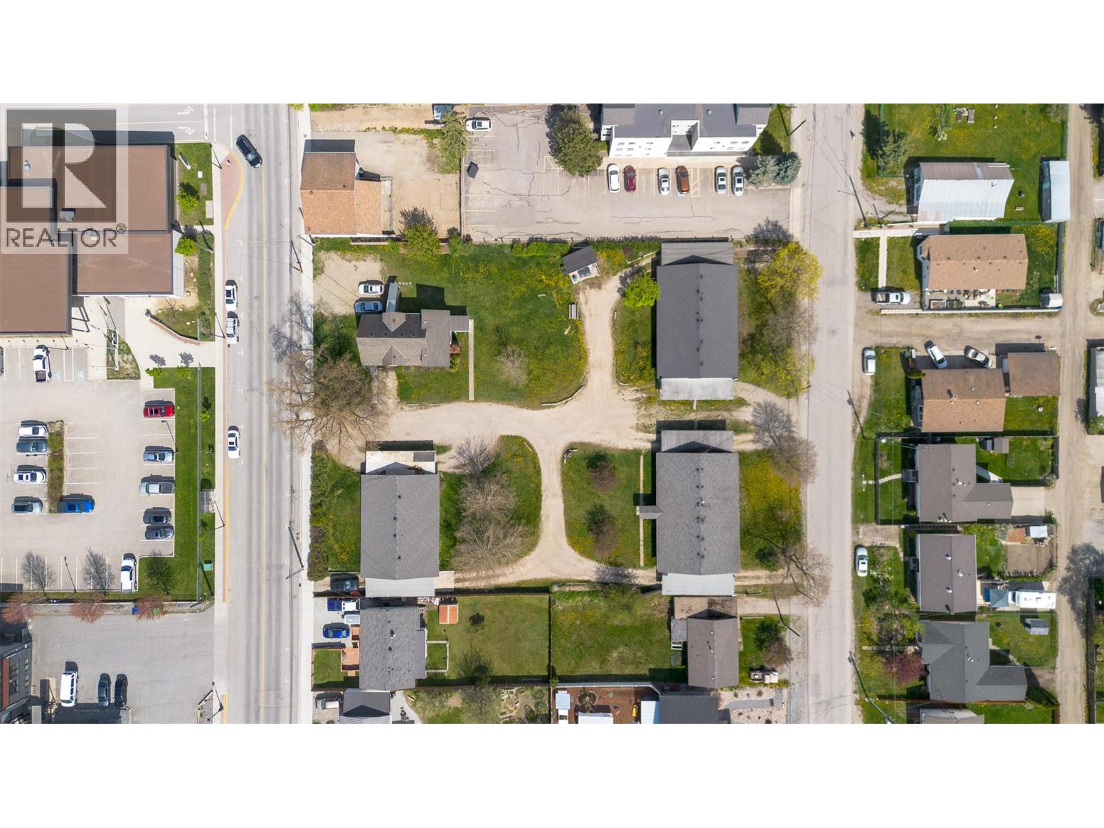 350, 380, 351, 381 Shuswap And 1st Street Se, Salmon Arm, British Columbia  V1E 4H8 - Photo 11 - 10384025