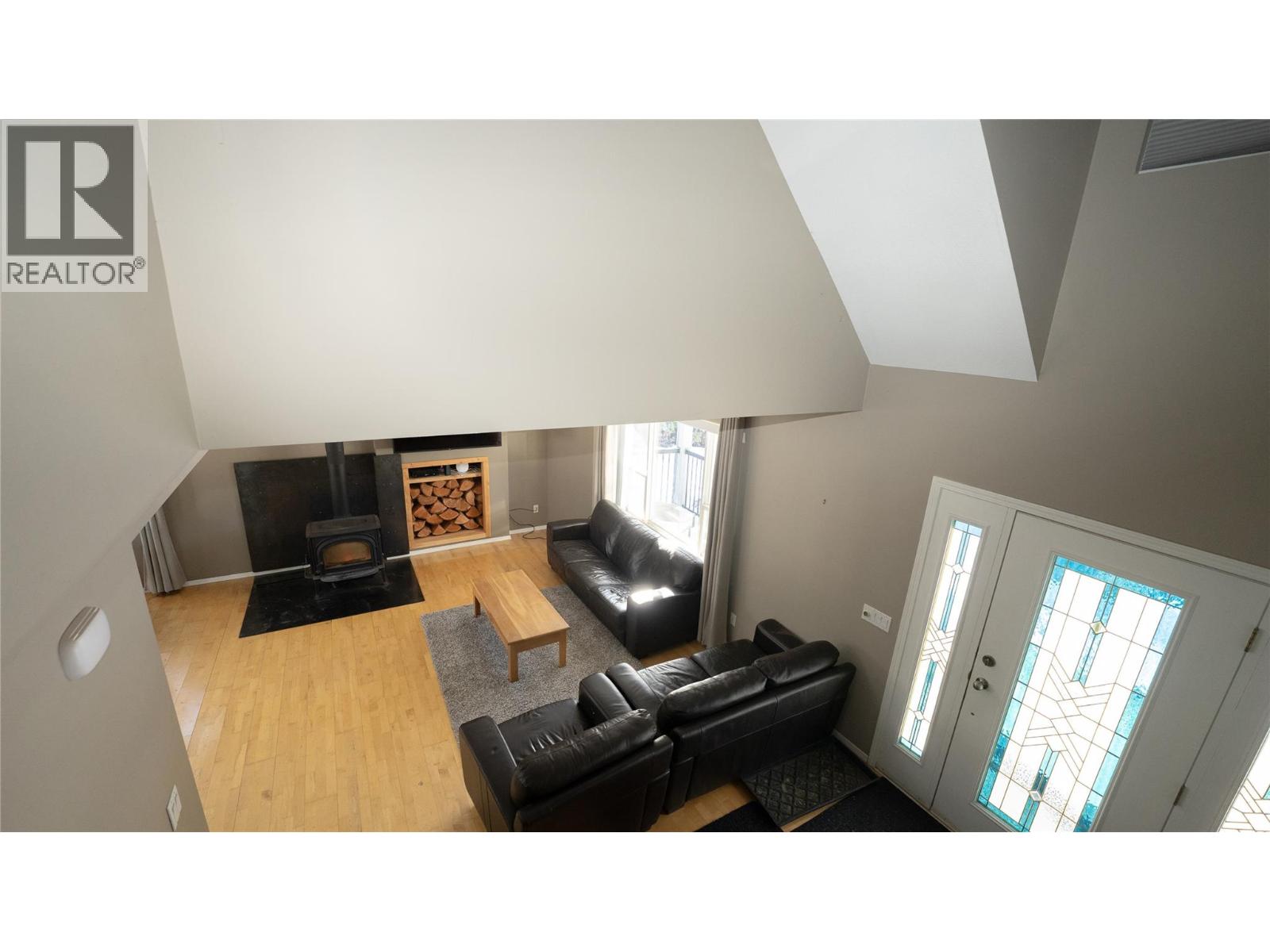 401 Gillis Avenue, Sicamous, British Columbia  V0E 2V1 - Photo 4 - 10386140